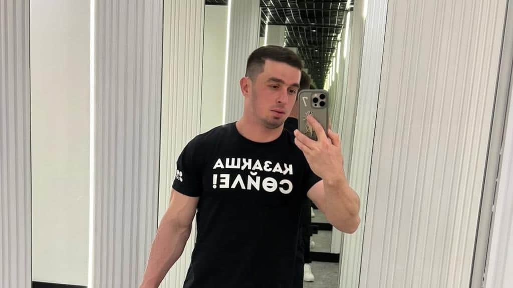 Kazakhstani court extends arrest of Chechen activist facing extradition to Russia