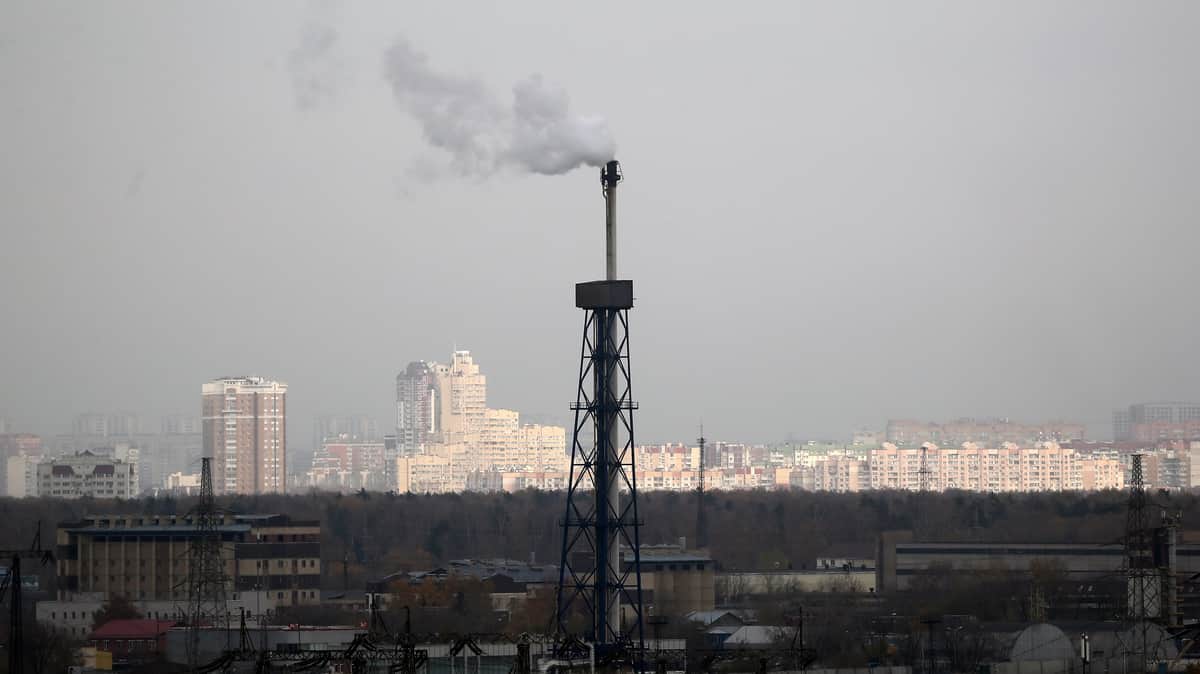 Часть российских НПЗ вернулась к торгам на Петербургской бирже