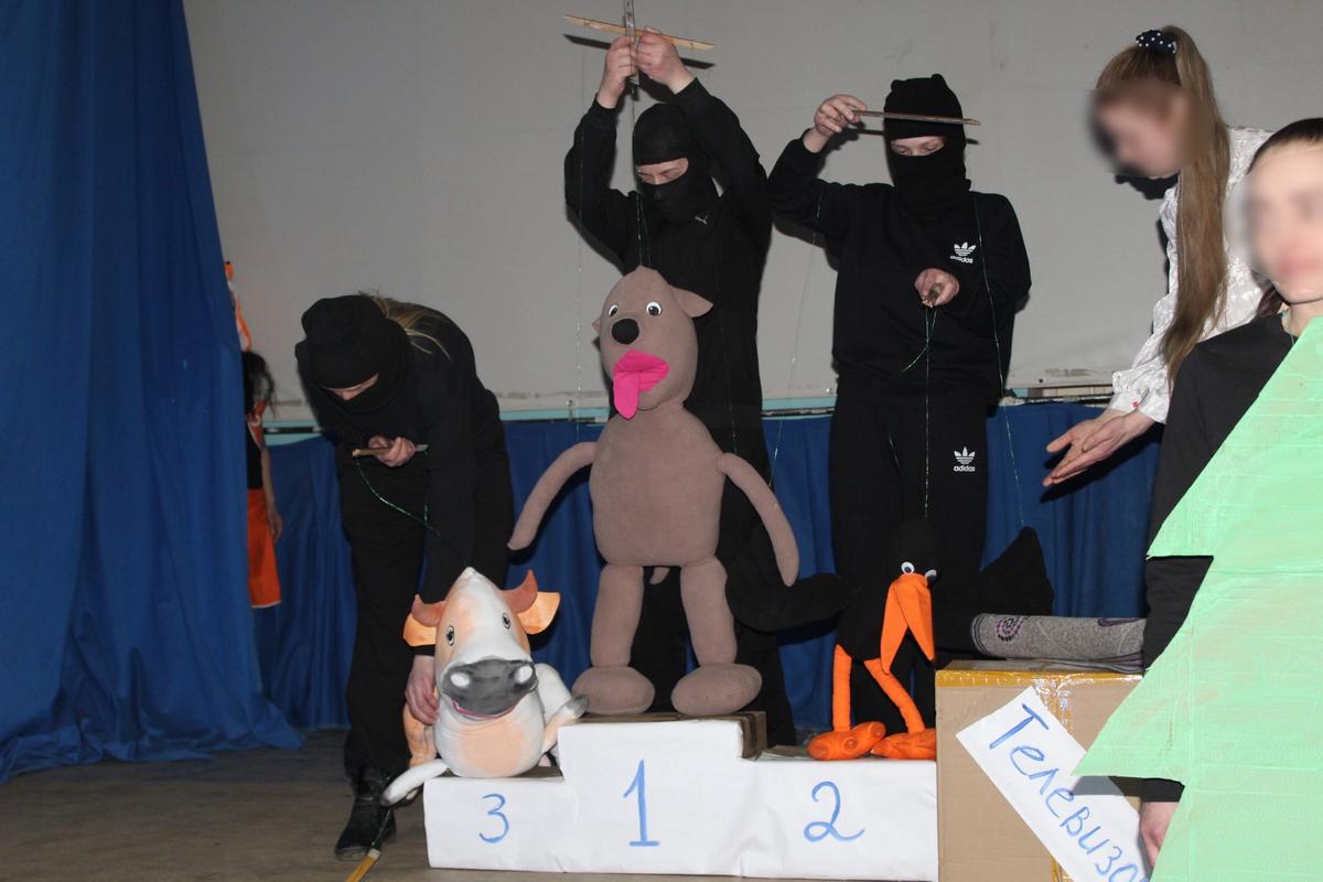 Кукольный спектакль, поставленный заключенными исправительной колонии в Прибрежном Костромской области, март 2025 года. Фото: УФСИН России по Костромской области