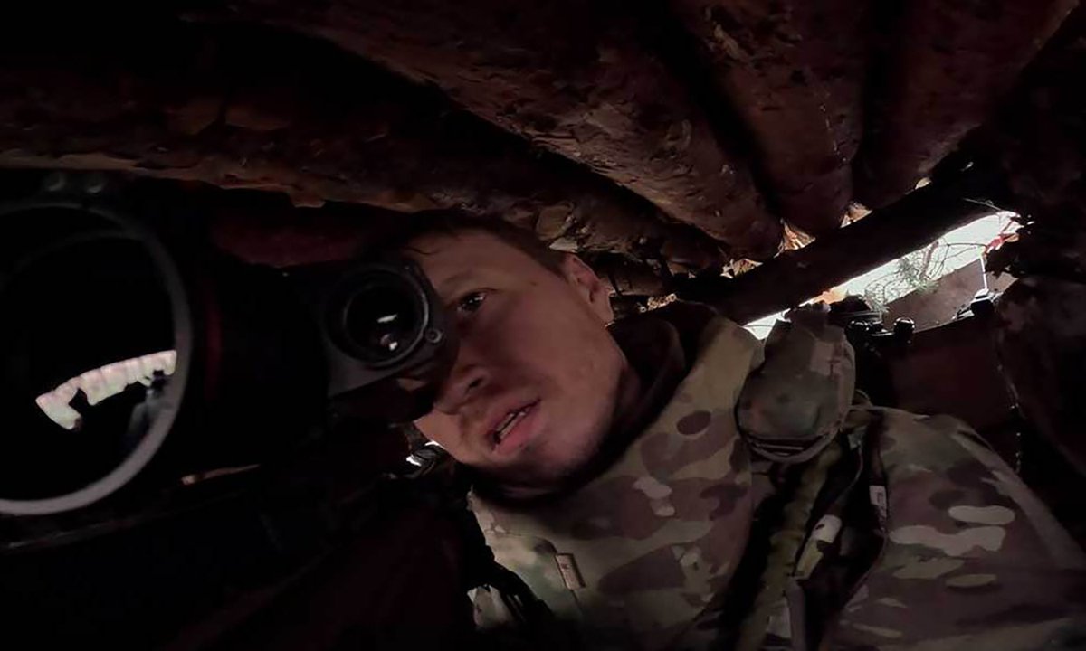 Кадр из Фильма «Папина колыбельная». Фото: cinema.in.ua