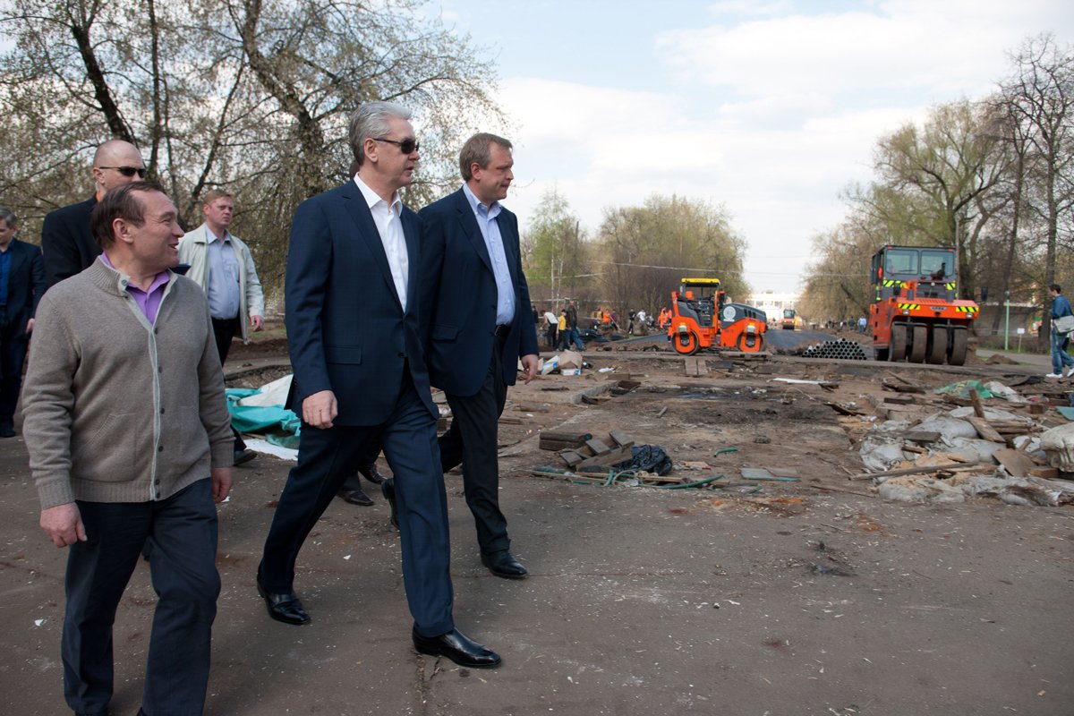 Сергей Капков и Сергей Собянин в парке Горького во время реконструкции, 2011 год. Фото: mos.ru