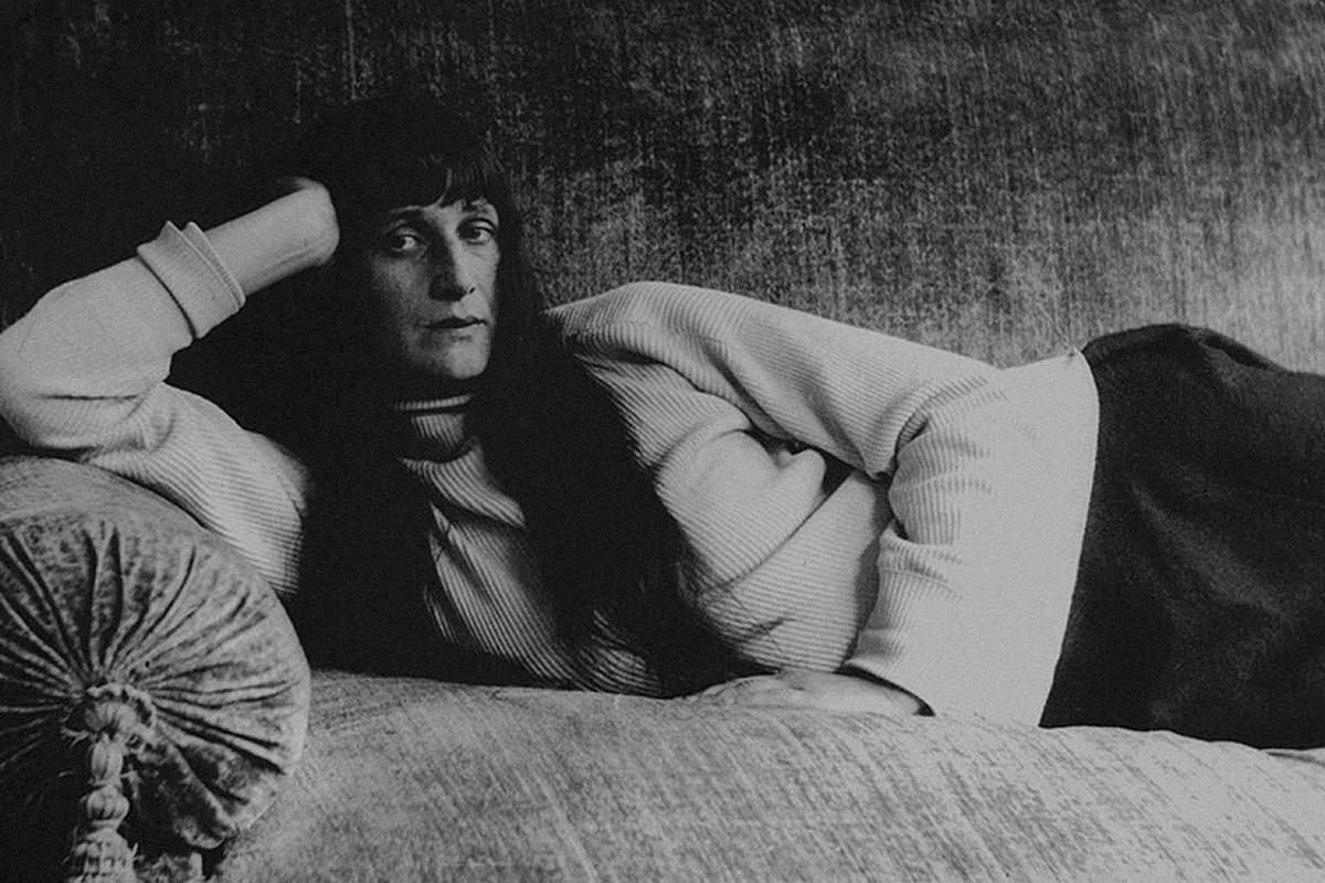 Анна Ахматова на даче у Щеголевых, 1925. Фото: Николай Пунин /  gumilev.ru