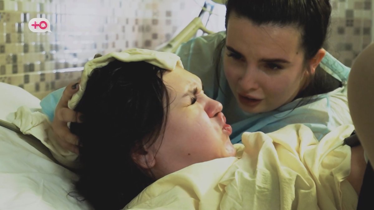 Кадр из «Мама в 16». Фото: Телеканал «Ю»