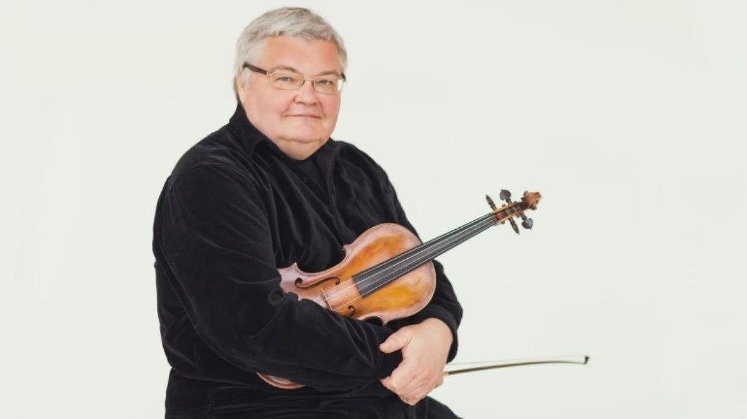 Скрипач и дирижер Сергей Стадлер умер в самолете Петербург-Стамбул, севшем в Румынии