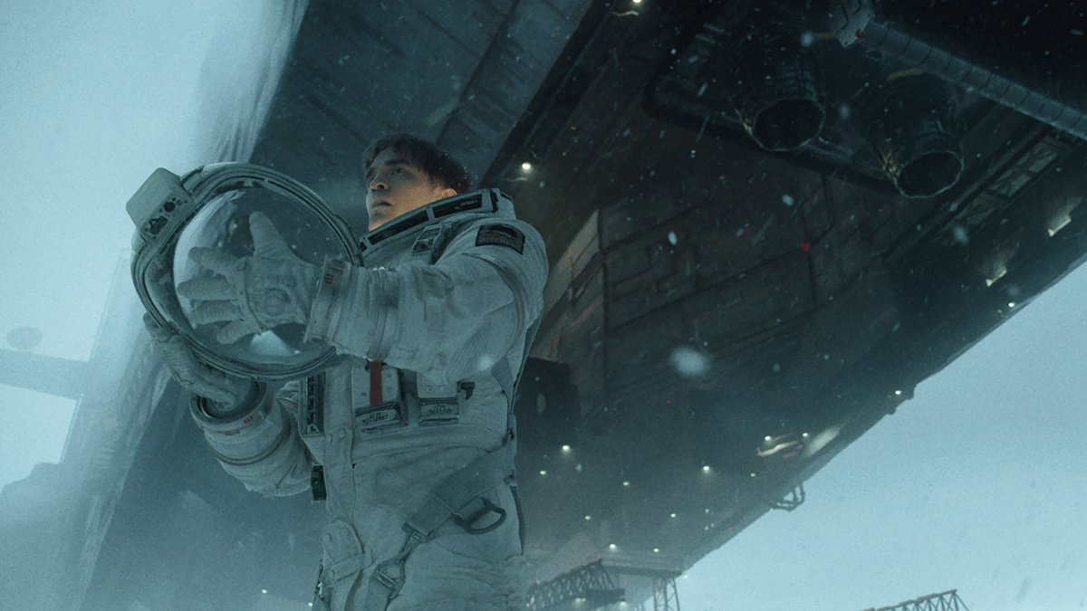 Роберт Паттинсон в фильме «Микки 17». Фото: Warner Bros. / Berlinale