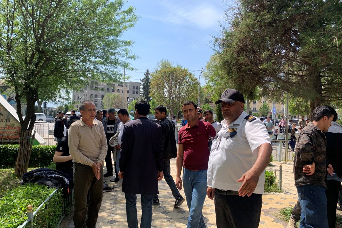 Представительство Многофункционального миграционного центра в Душанбе. Фото Your.tj Фото Your.tj