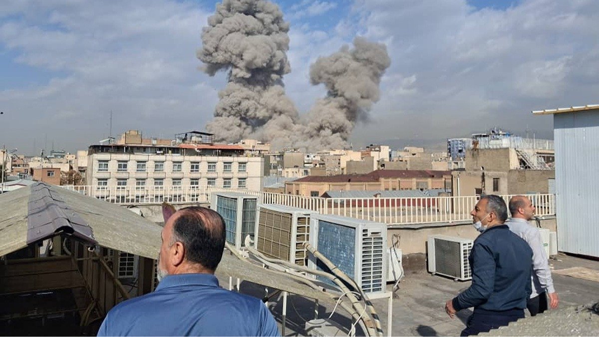 «Рычащий лев» и «Эпическая ярость»