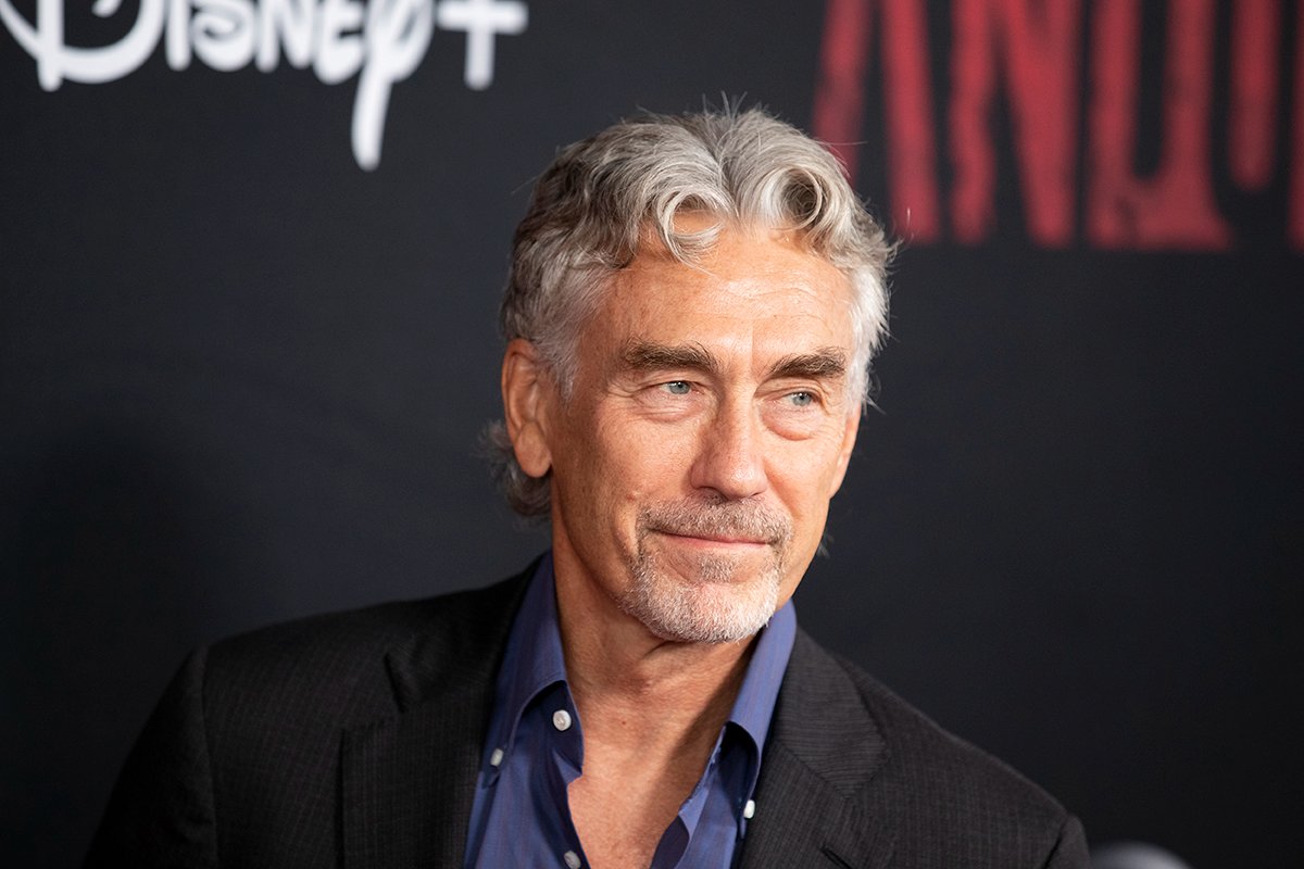 Режиссер Тони Гилрой во время презентации телесериала «Андор» в театре «Эль Капитан» в Голливуде, Калифорния, США, 15 сентября 2022 года. Фото: Etienne Laurent / EPA-EFE