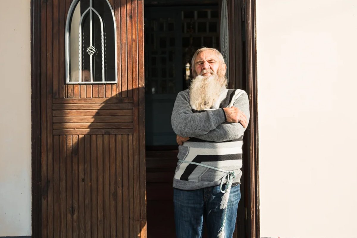 Виктор Силаев обвенчался на седьмом десятке. Фото: Елена Калиниченко / hromadske.ua