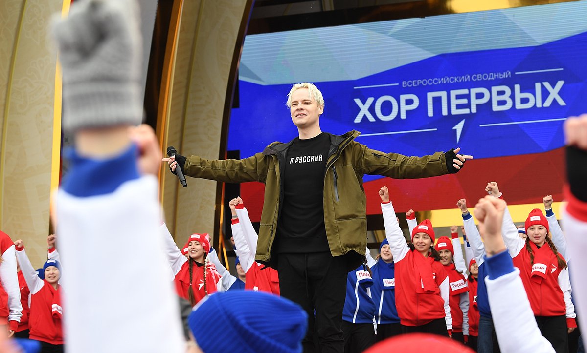 Ярослав Дронов (Шаман) на выставке Россия, 4 ноября 2023 г. Фото: Екатерина Чеснокова / РИА Новости / russia.ru