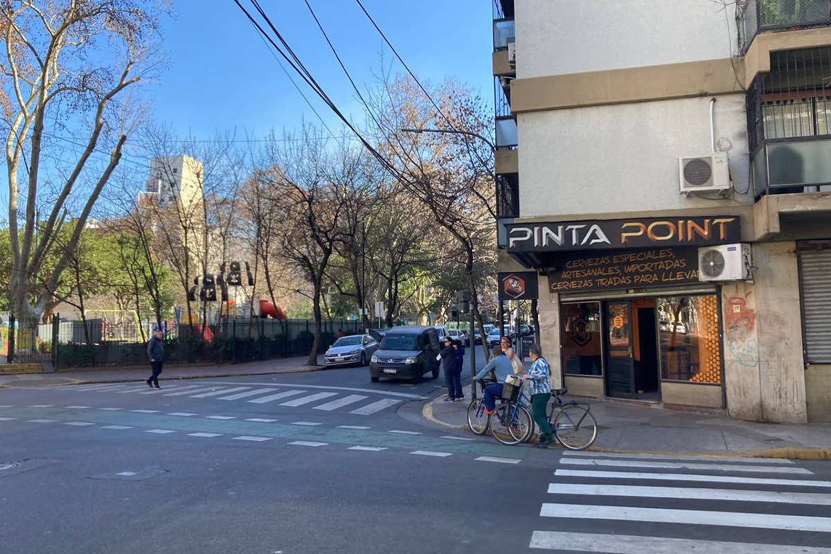 «Пинта» пивная точка в Буэнос-Айресе с Жигулевским пивом. Фото: Илья Азар, специально для «Новой газеты Европа»