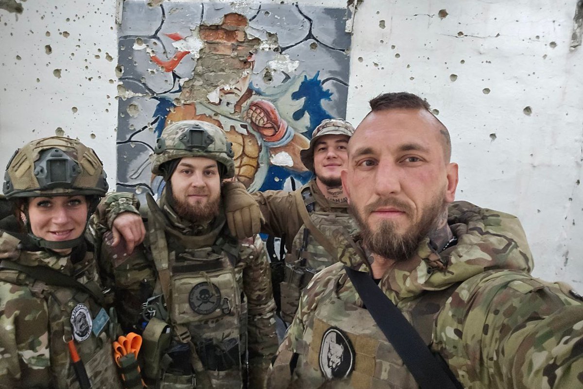 Михаил Турканов (справа). Фото: @OlympicPitbull / Telegram