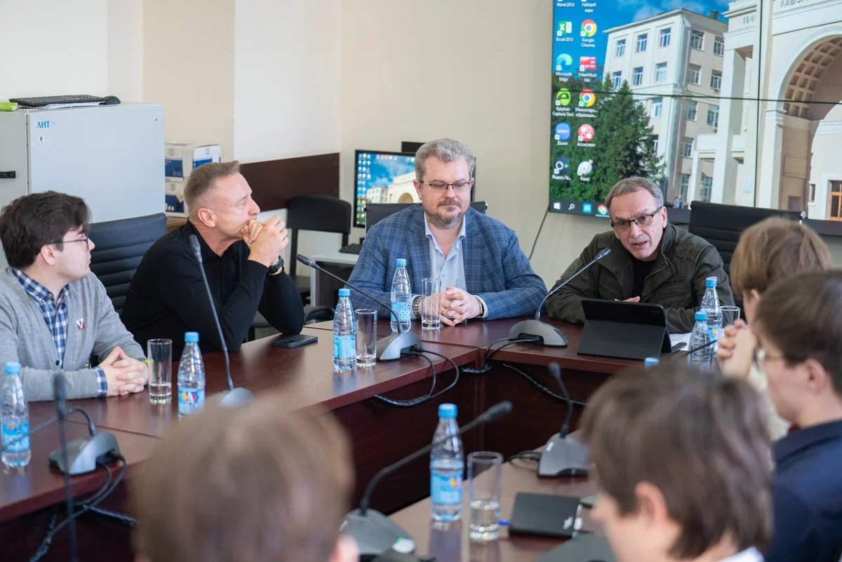 0Советник Министра обороны Российской Федерации Андрей Ильницкий. Фото: МФТИ