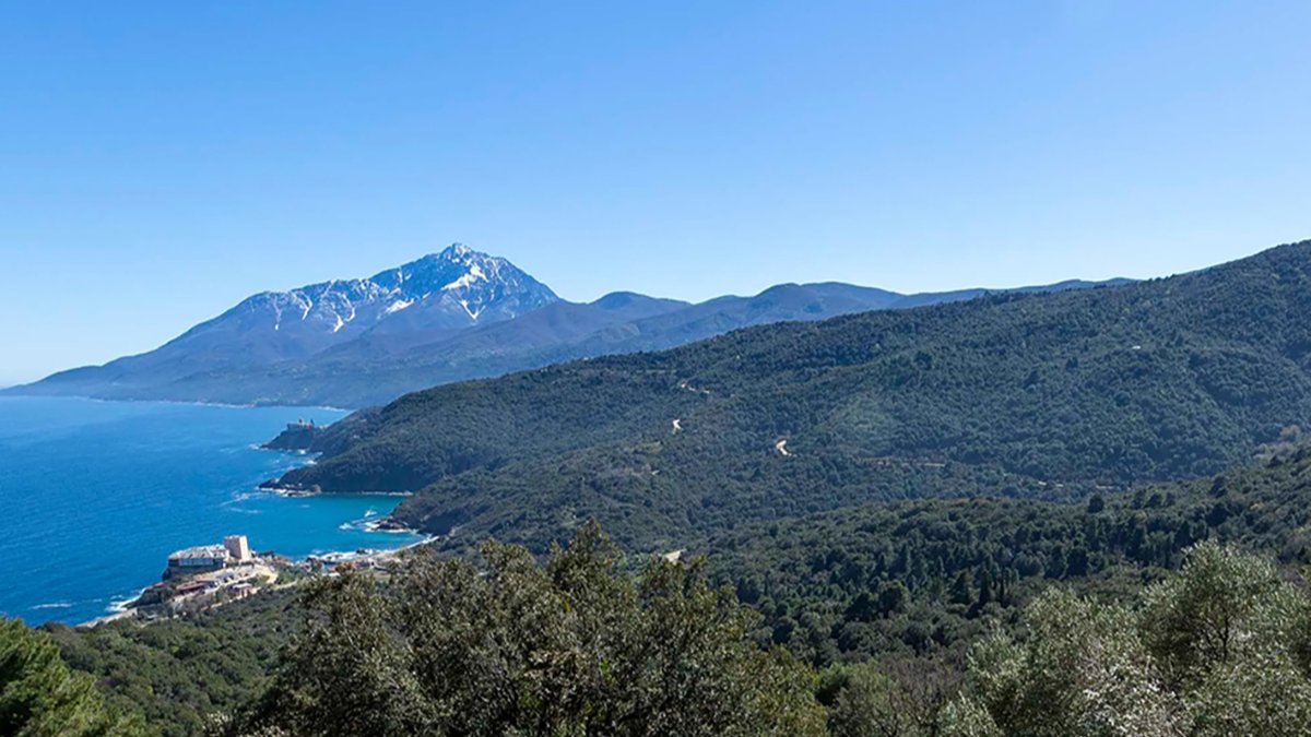 Афон покидает «зону СВО»