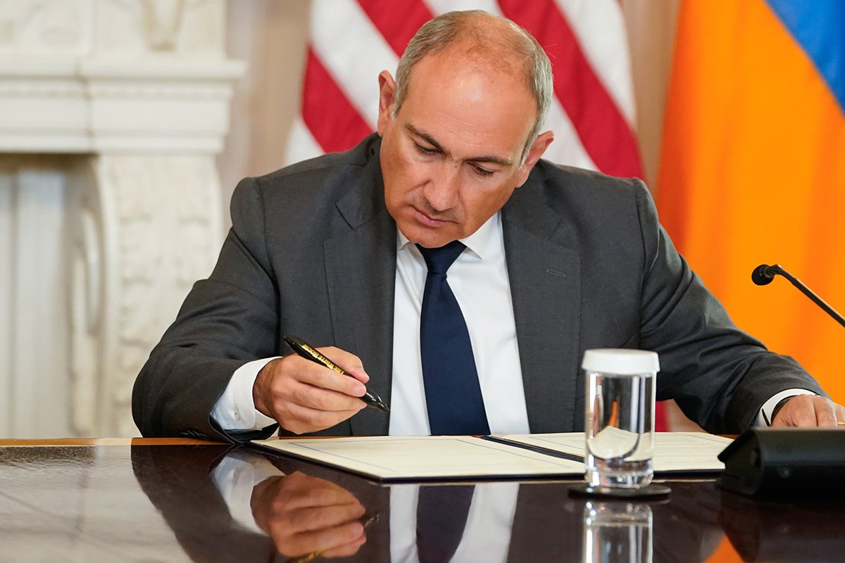 Премьер-министр Армении Никол Пашинян во время церемонии подписания соглашения Белом доме в Вашингтоне, округ Колумбия, США, 8 августа 2025 года. Фото: Nathan Howard / EPA