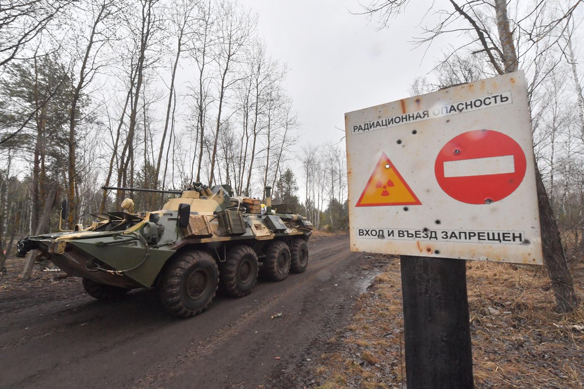 Российские военные в Чернобыльской зоне отчуждения, 24 марта 2022 года. Фото: Picvario Media, LLC / Alamy / Vida Press
