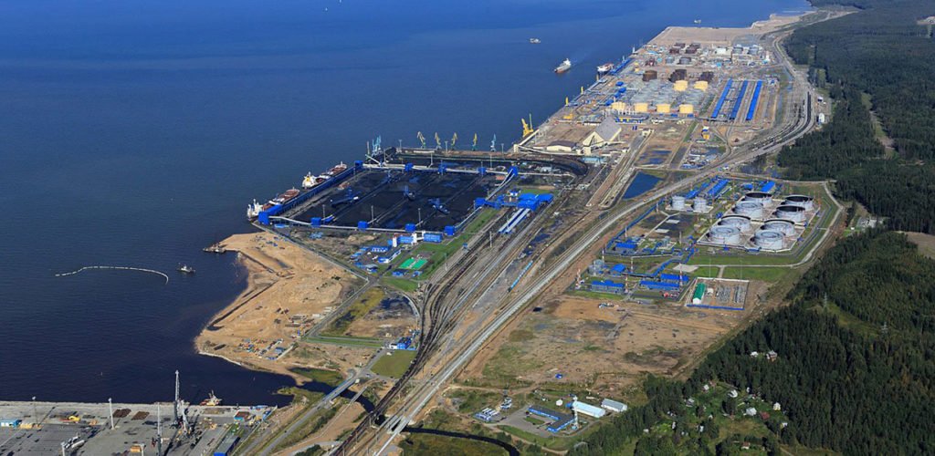 Морской торговый порт «Усть-Луга», на Лужской губе Финского залива. Фото: Новотранс