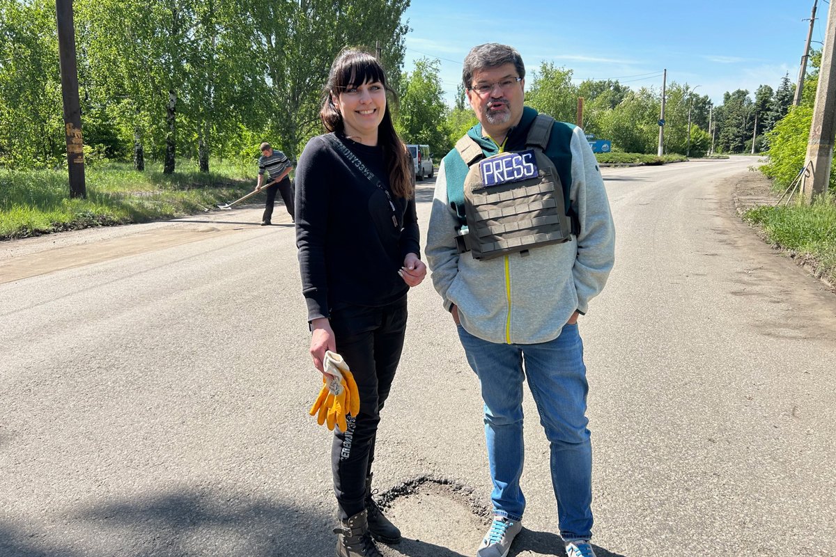 Виктория Котова и Дмитрий Дурнев в Торецке, май 2024 года. Фото Дмитрия Дурнева